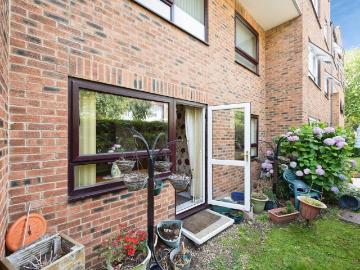 1 bedroom apartment for sale