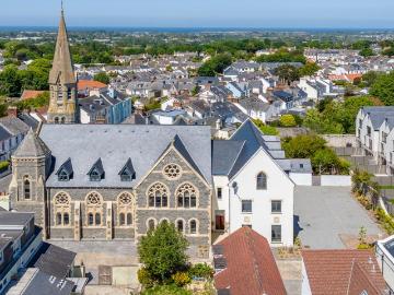 St Anne, Alderney - Parking