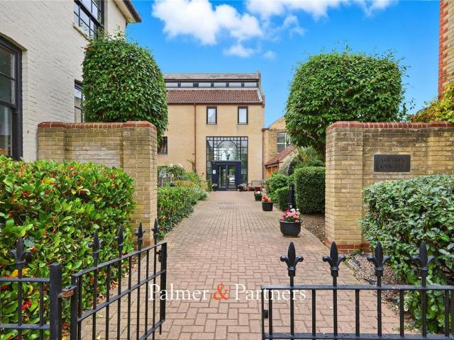 1 bedroom apartment for sale
