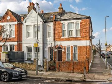 Southfields, SW18, Battersea Reach, London, Greater London