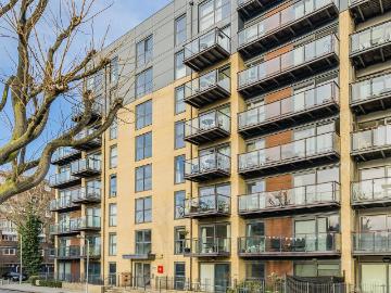 1 bedroom apartment for sale