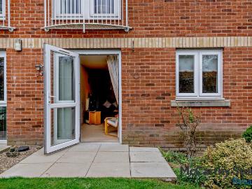 1 bedroom apartment for sale
