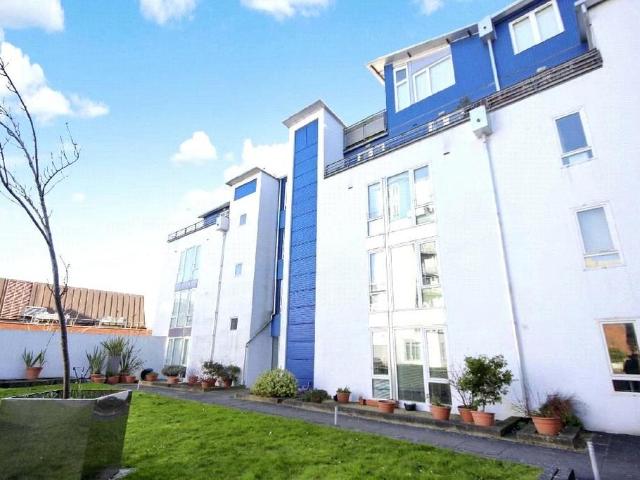 1 bedroom apartment for sale