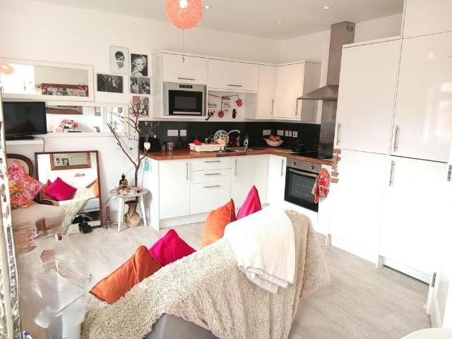 1 bedroom apartment for sale