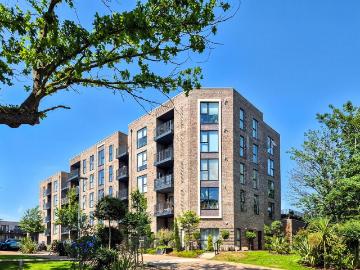 1 bedroom apartment for sale