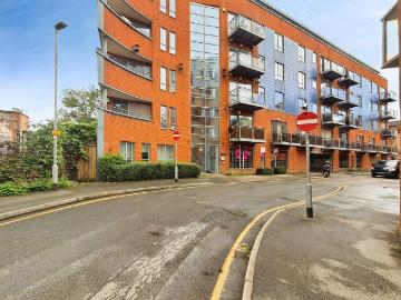 1 bedroom apartment for sale