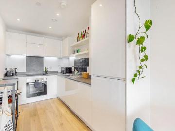 1 bedroom apartment for sale