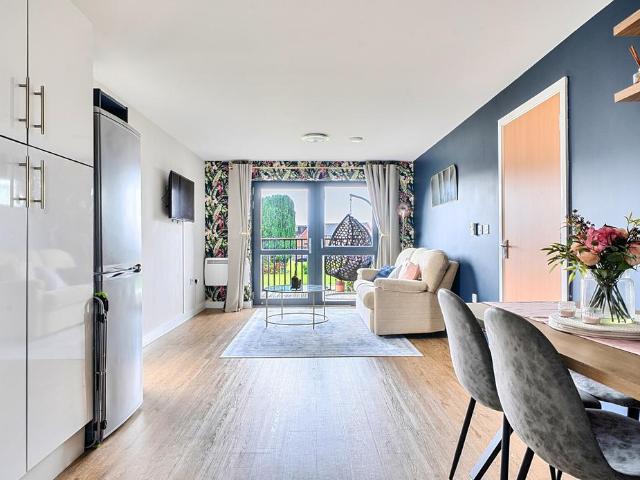 1 bedroom apartment for sale