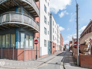 1 bedroom apartment for sale