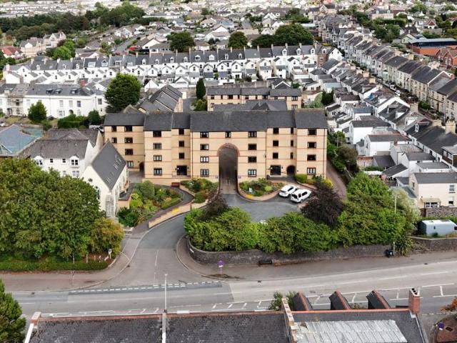 1 bedroom apartment for sale