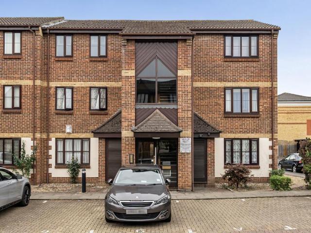 1 bedroom apartment for sale