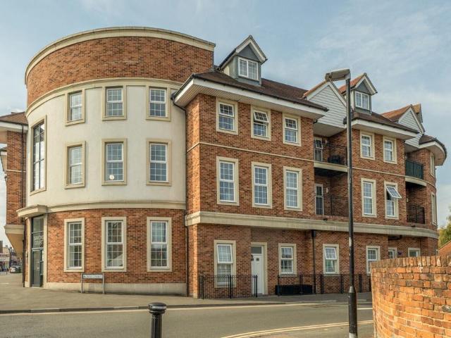 1 bedroom apartment for sale
