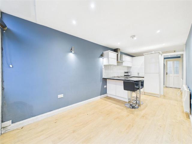 1 bedroom apartment for sale
