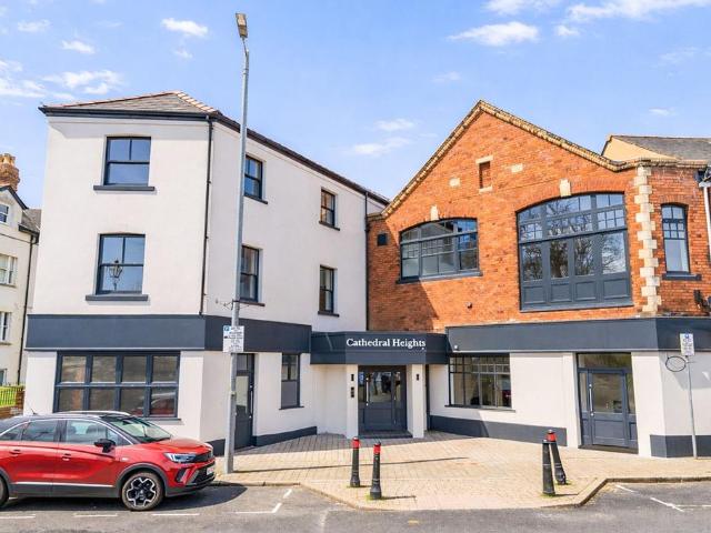 1 bedroom apartment for sale