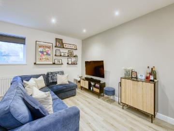 1 bedroom apartment for sale