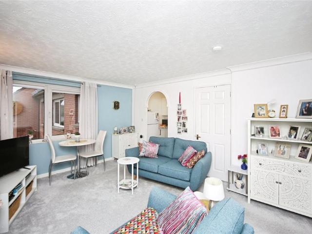 1 bedroom apartment for sale