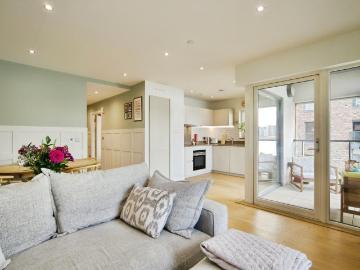 1 bedroom apartment for sale