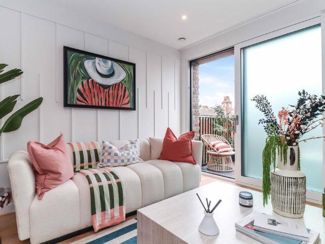 1 bedroom apartment for sale