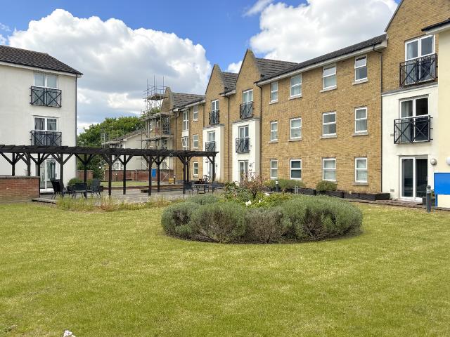 1 bedroom apartment for sale