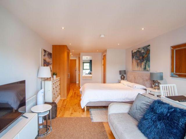 1 bedroom apartment for sale
