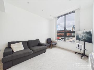 1 bedroom apartment for sale