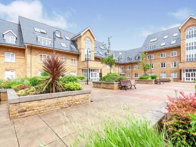 1 bedroom apartment for sale