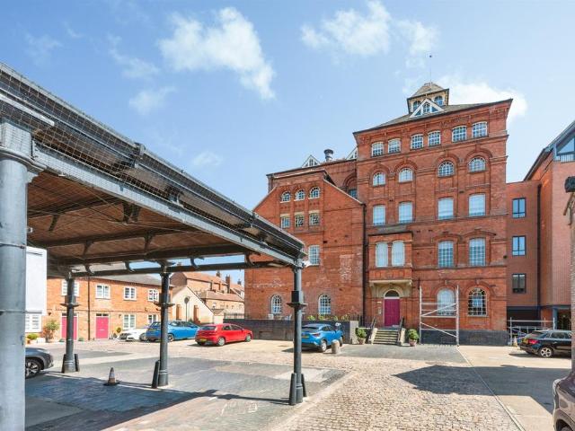 1 bedroom apartment for sale