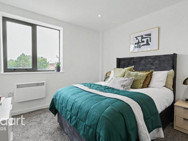 1 bedroom apartment for sale