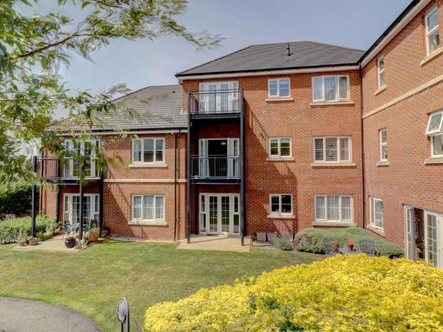 1 bedroom apartment for sale