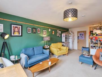 1 bedroom apartment for sale