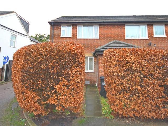 1 bedroom maisonette for sale