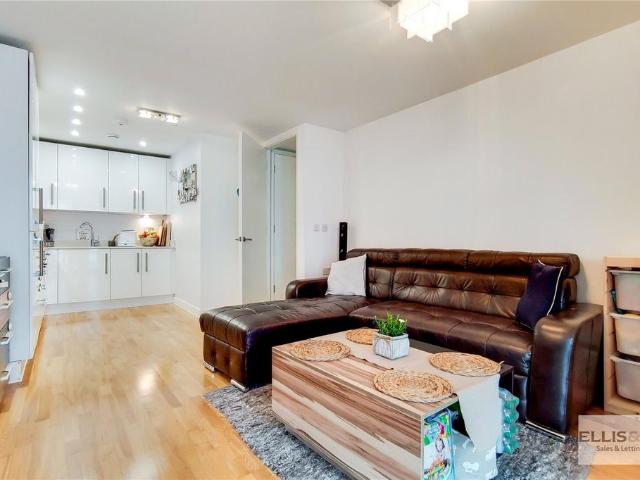 1 bedroom apartment for sale