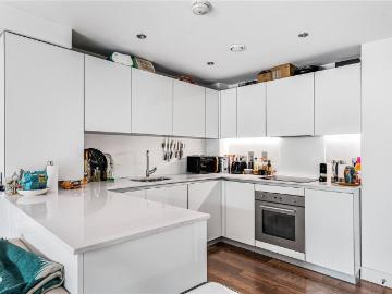 1 bedroom apartment for sale