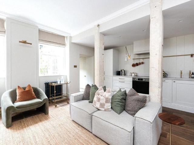 1 bedroom apartment for sale