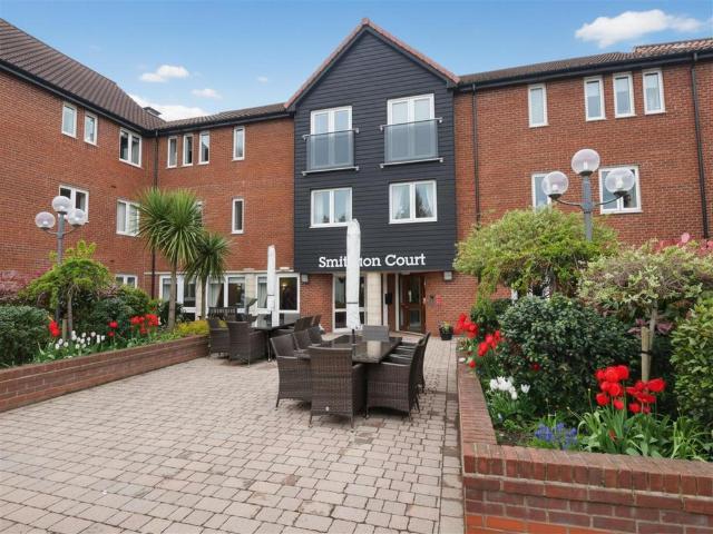 1 bedroom apartment for sale