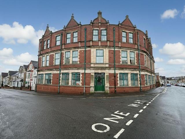 1 bedroom apartment for sale