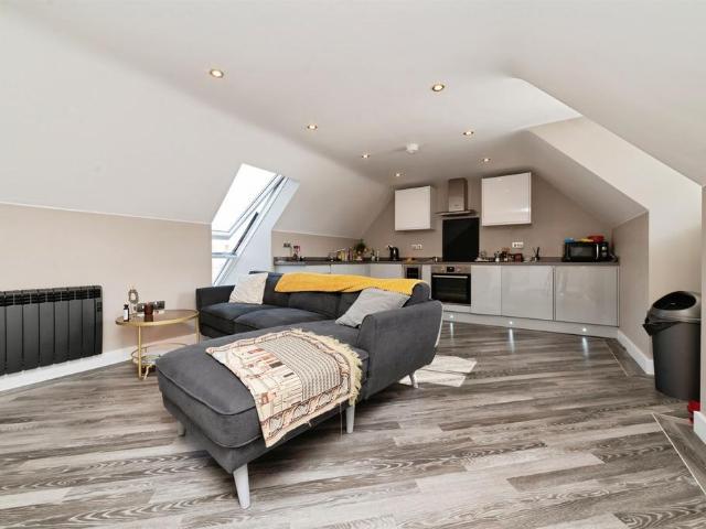 1 bedroom apartment for sale