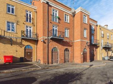 Dickens Heath, Solihull, West Midlands, Midlands