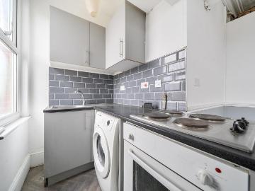 1 bedroom apartment for sale