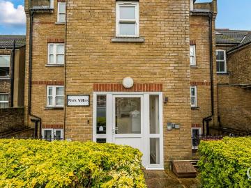 1 bedroom apartment for sale