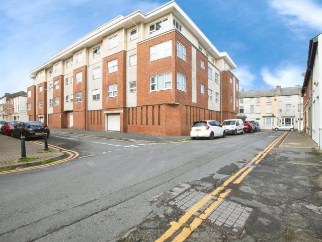 1 bedroom apartment for sale