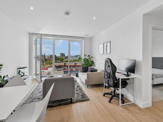 1 bedroom apartment for sale