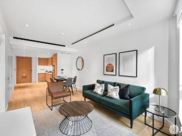 Flat for sale in Nine Elms - Garden