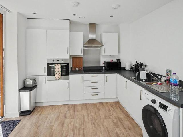 1 bedroom apartment for sale