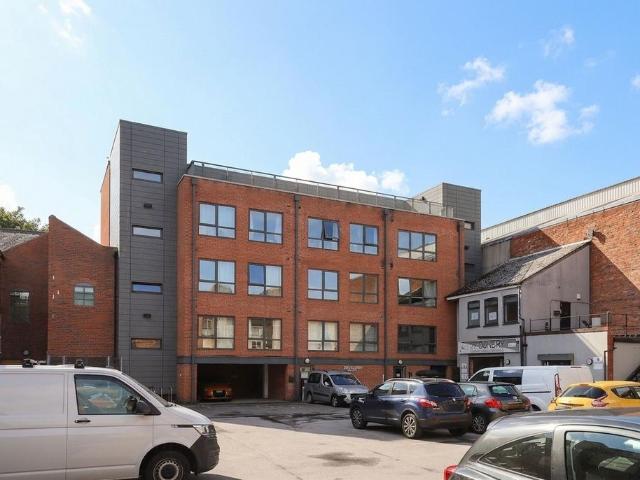 1 bedroom apartment for sale