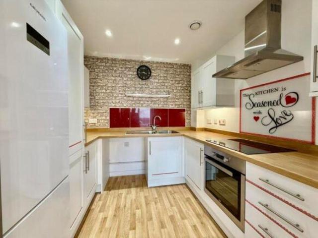 1 bedroom apartment for sale