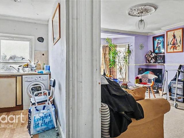 1 bedroom apartment for sale