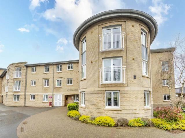1 bedroom apartment for sale