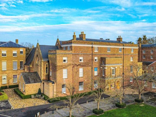 1 bedroom apartment for sale