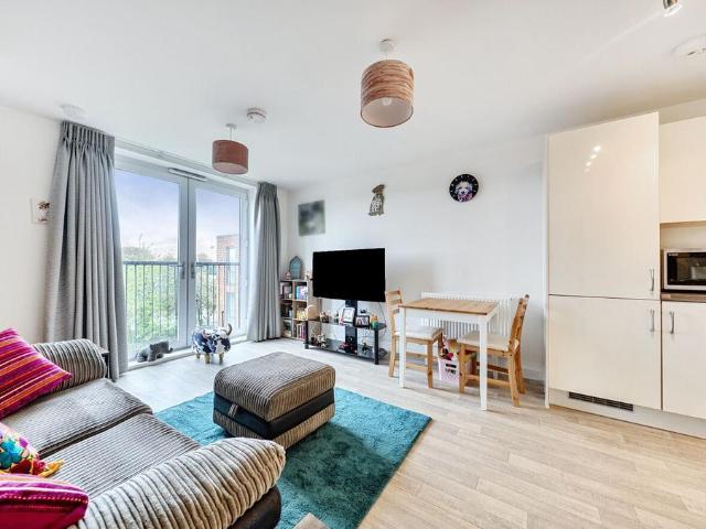 1 bedroom apartment for sale